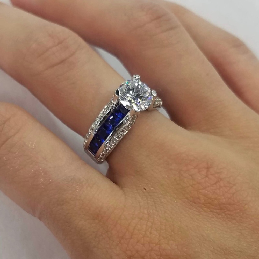 2.04 ct SS Round & Princes Cut Clear & Blue Spinel
